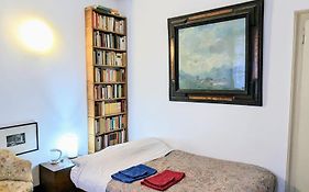 Stanza privata con bagno nel centro di Milano